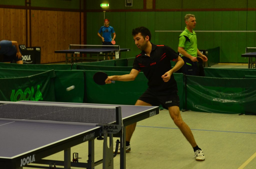 Im Bild: Ben Lee (Mannschaftsführer I. Herren), der sich mit seinem Team über einen überraschenden Sieg in Bergneustadt freuen durfte