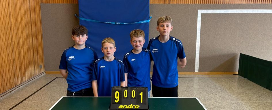 Im Bild: die II. Jungen 13 des TuS Wickrath nach dem Sieg gegen Korschenbroich