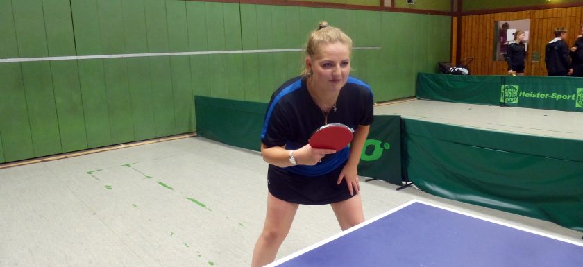Im Bild: Katharina Kluttig (I. Damen), die mit dem letzten Einzel den entscheidenden Siegpunkt gegen Süchteln einfuhr